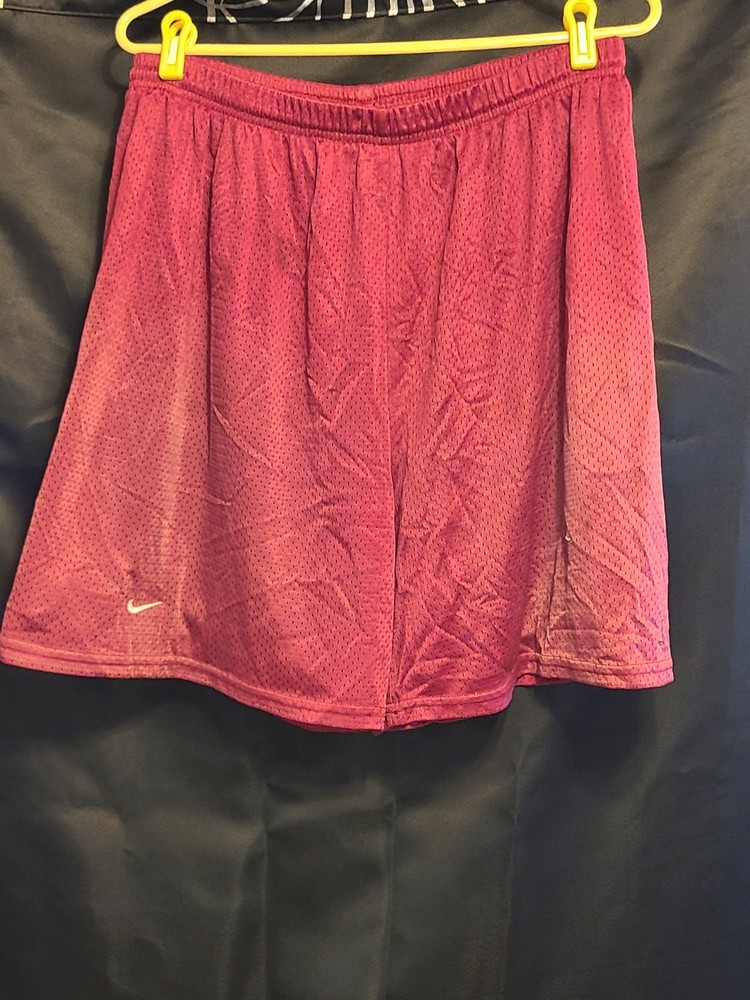 🇺🇸  Vintage 80s Nike Basketball Shorts Size X-Large Maroon