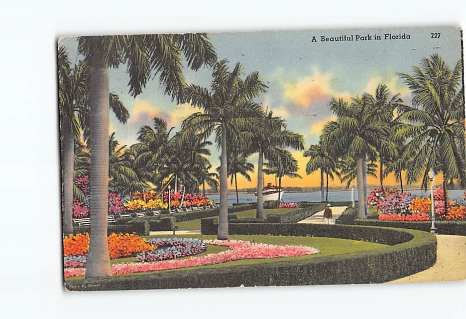 Postcard A Beautiful Park in Florida USA