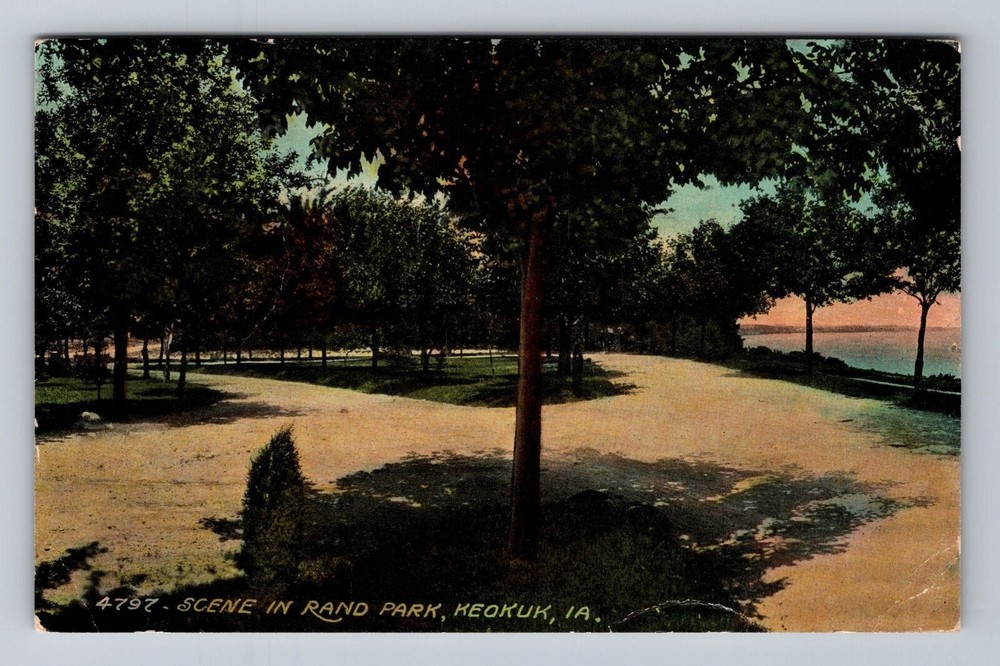 Iowa IA Keokuk Scene In Rand Park Vintage Postcard