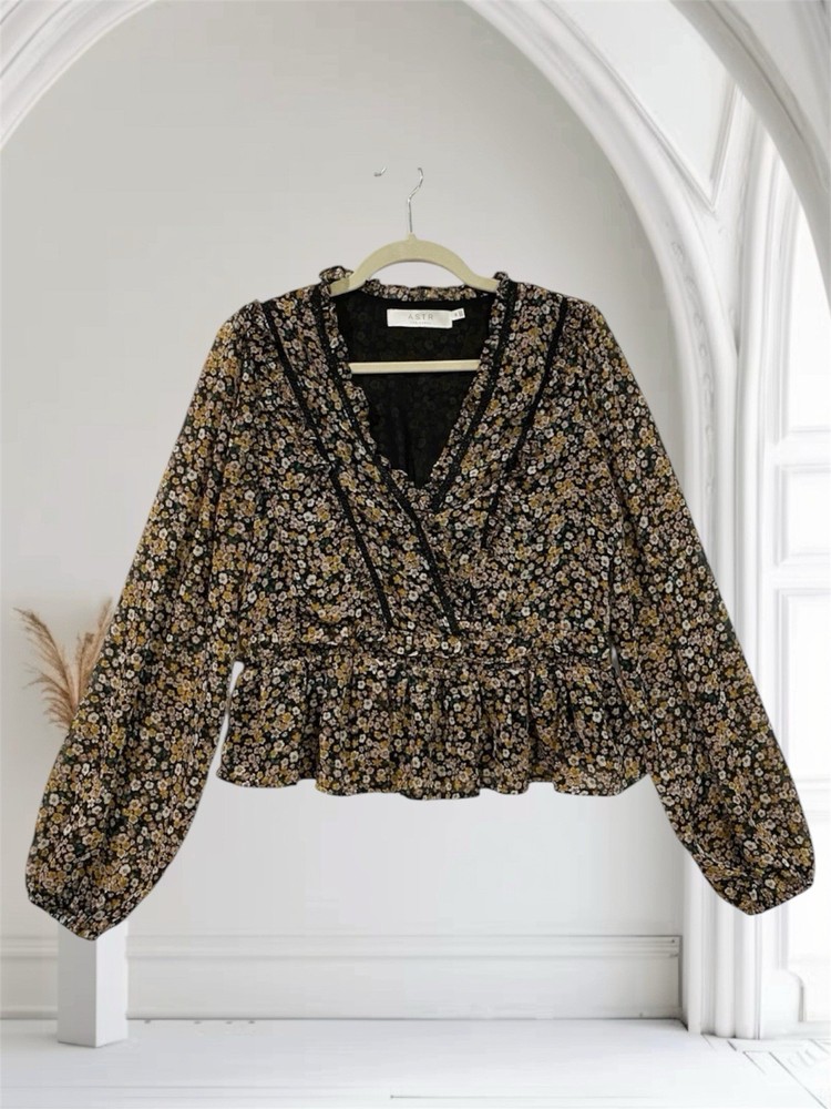Astr The Label Womens Ditsy Floral Faux Wrap Peplum Top Size Medium