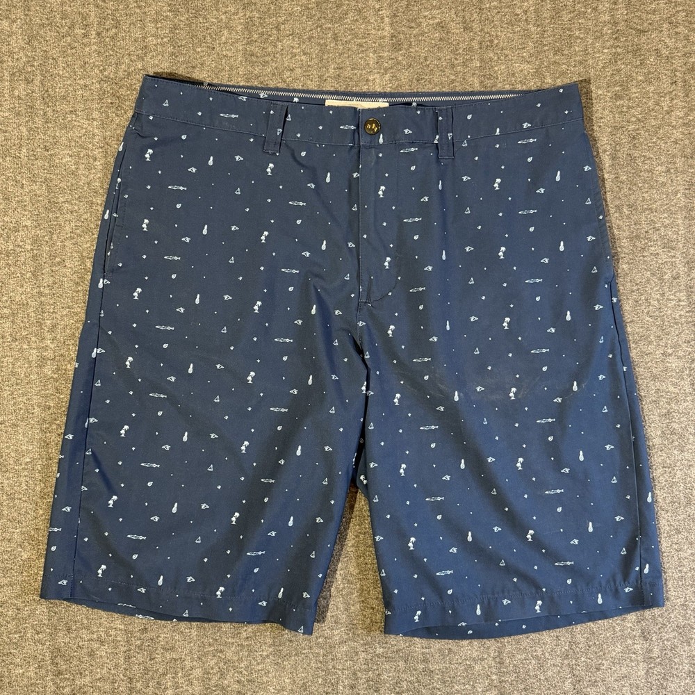 Travis Matthews Men's Blue Geometric Performance Golf Shorts Size 36