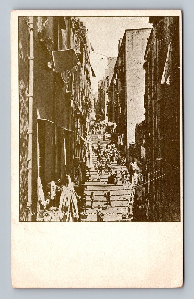 Italy- Naples Street Scene Souvenir Old Postal PC Card View Vintage Postcard