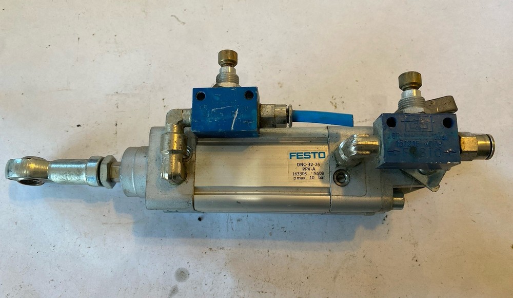 Festo Dnc-32-25-Ppv-A Pneumatic Cylinder