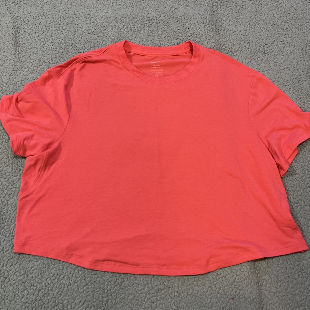 Women’s Nike Relaxed Fit Crop Short Sleeve T-shirt Size Small Aster Pink