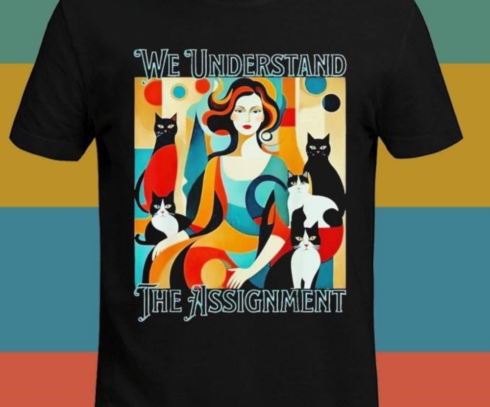 Childless Cat Lady We Understand The Assignment T-Shirt S-5XL