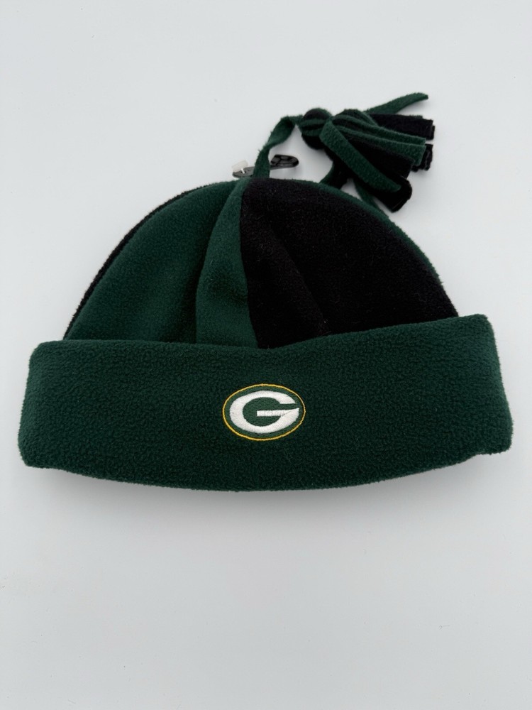 Green Bay Packers NFL Reebok Green Tassel Knit Hat Cap Fleece Winter Beanie