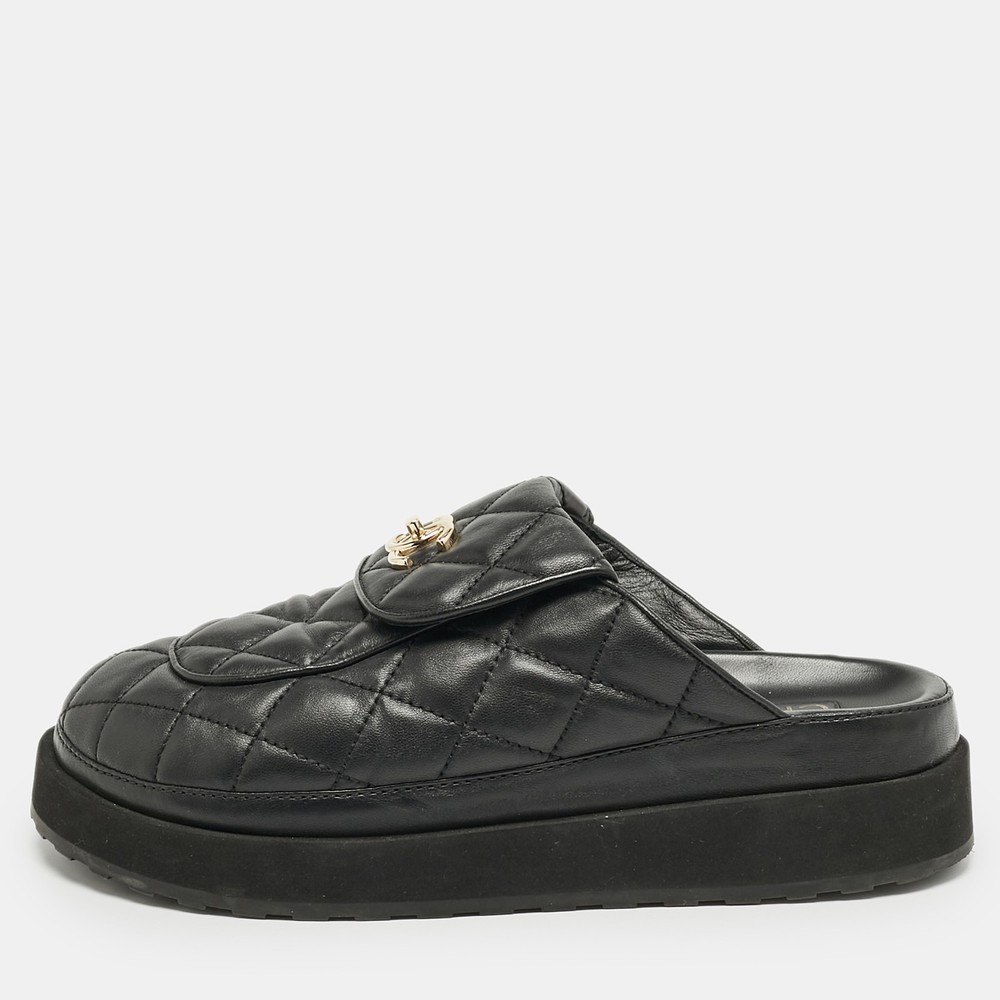 Chanel Black Quilted Leather CC Turnlock Platform Mules Size 39 EU