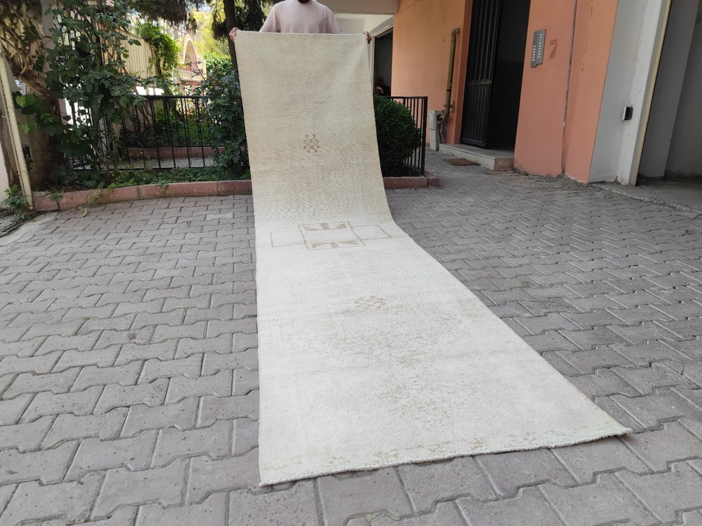 Vintage Handmade Ivory Beige Oriental Runner Rug 3x12