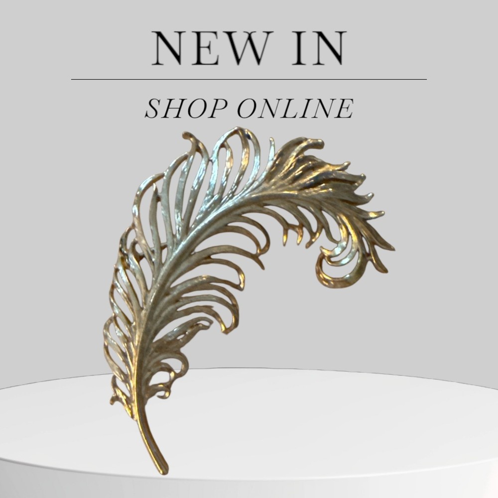 Vintage Trifari Large Curved Feather Goldtone Brooch Pin