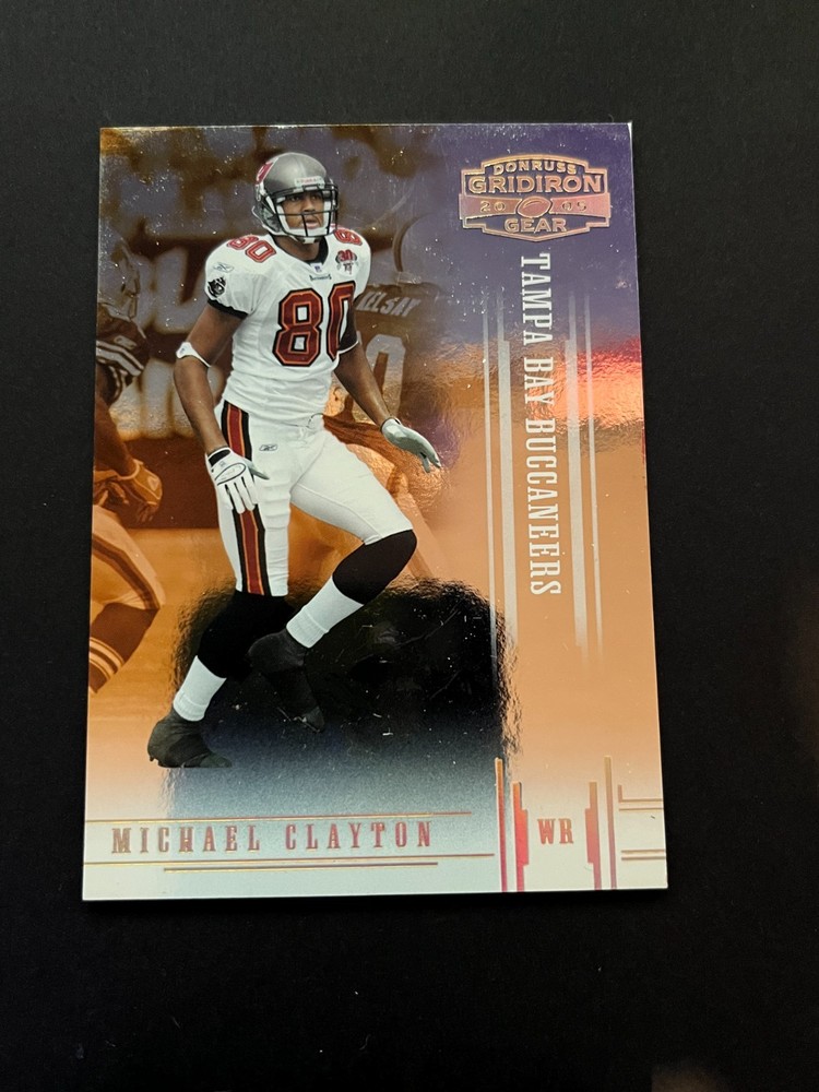 2005 Donruss Gridiron Gear Gold /100 Michael Clayton #71