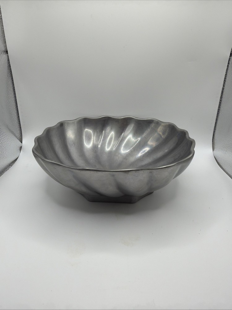 Vintage Wilton Armetale Eddy Swirl Scalllped Bowl - Hot & Cold Serving Dish