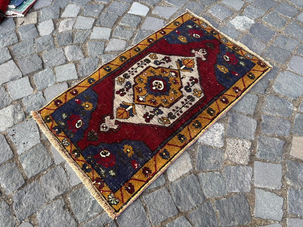 Doormats,Turkish handmade rug,Vintage wool rugs, Bohemian small rug 1,8 x 3,0 ft