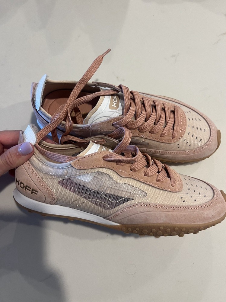 HOFF TANAGER SNEAKER Sz 5.5  NWOB
