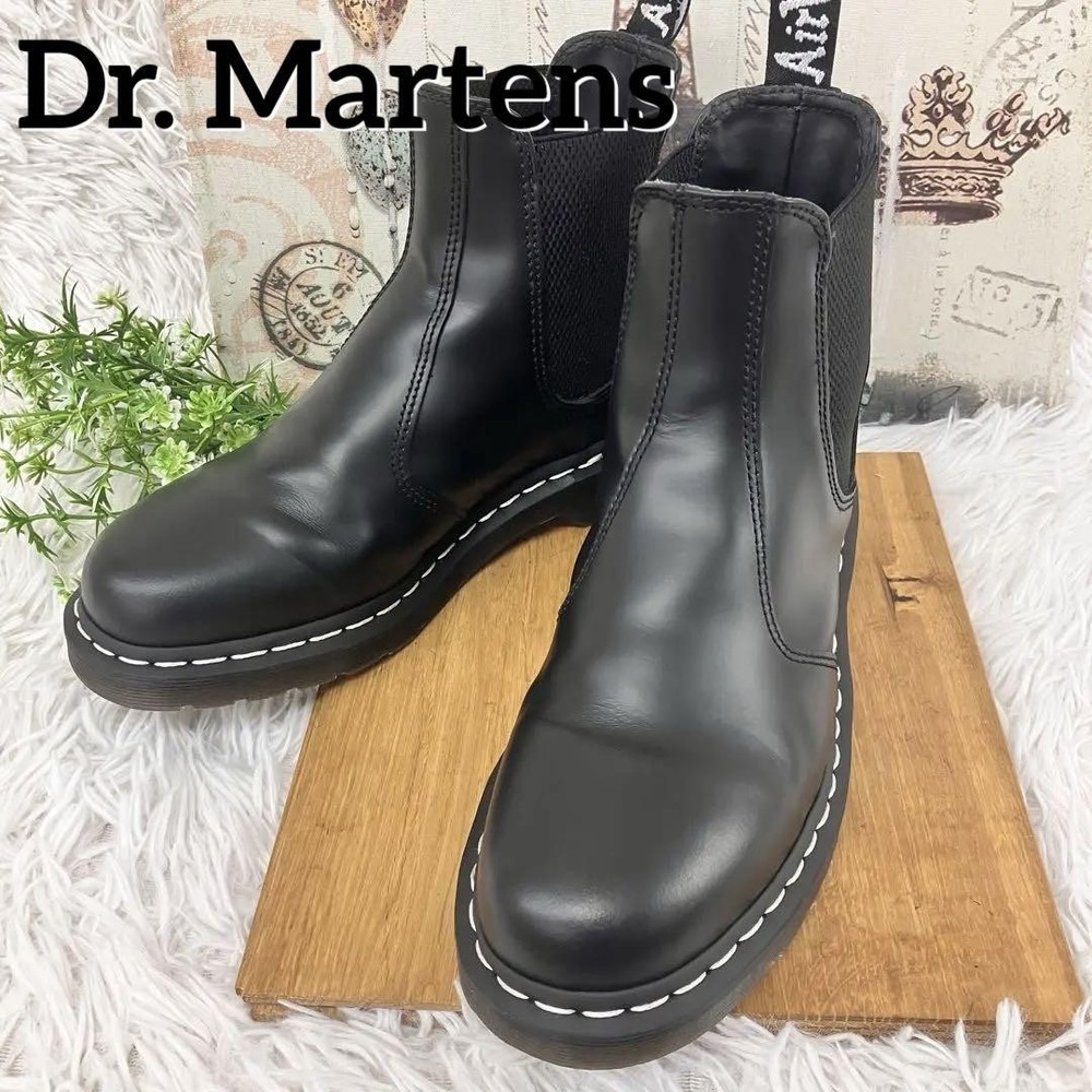 Dr. Martens 2976 WS White Stitch Side Gore Chelsea Boots
