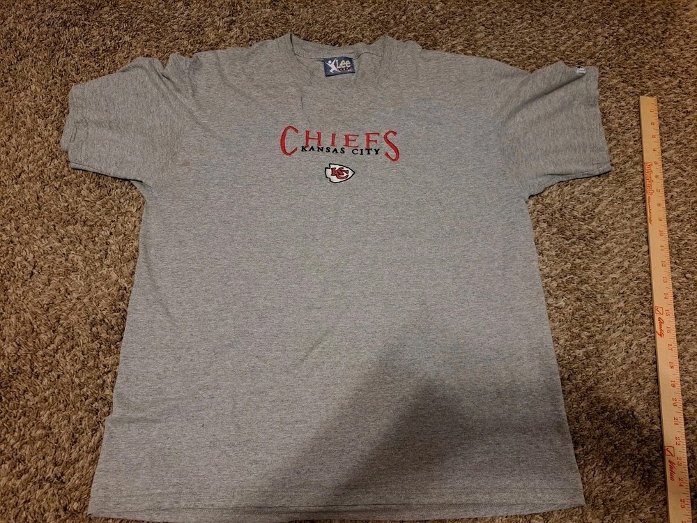 VINTAGE 90s LEE SPORT KANSAS CITY CHIEFS GRAPHIC TEE SIZE L