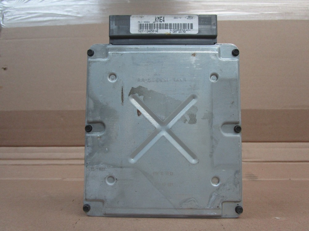 01 2001 Lincoln & Town Car Engine Control Module Unit ECM 1w1f-12a650-ae