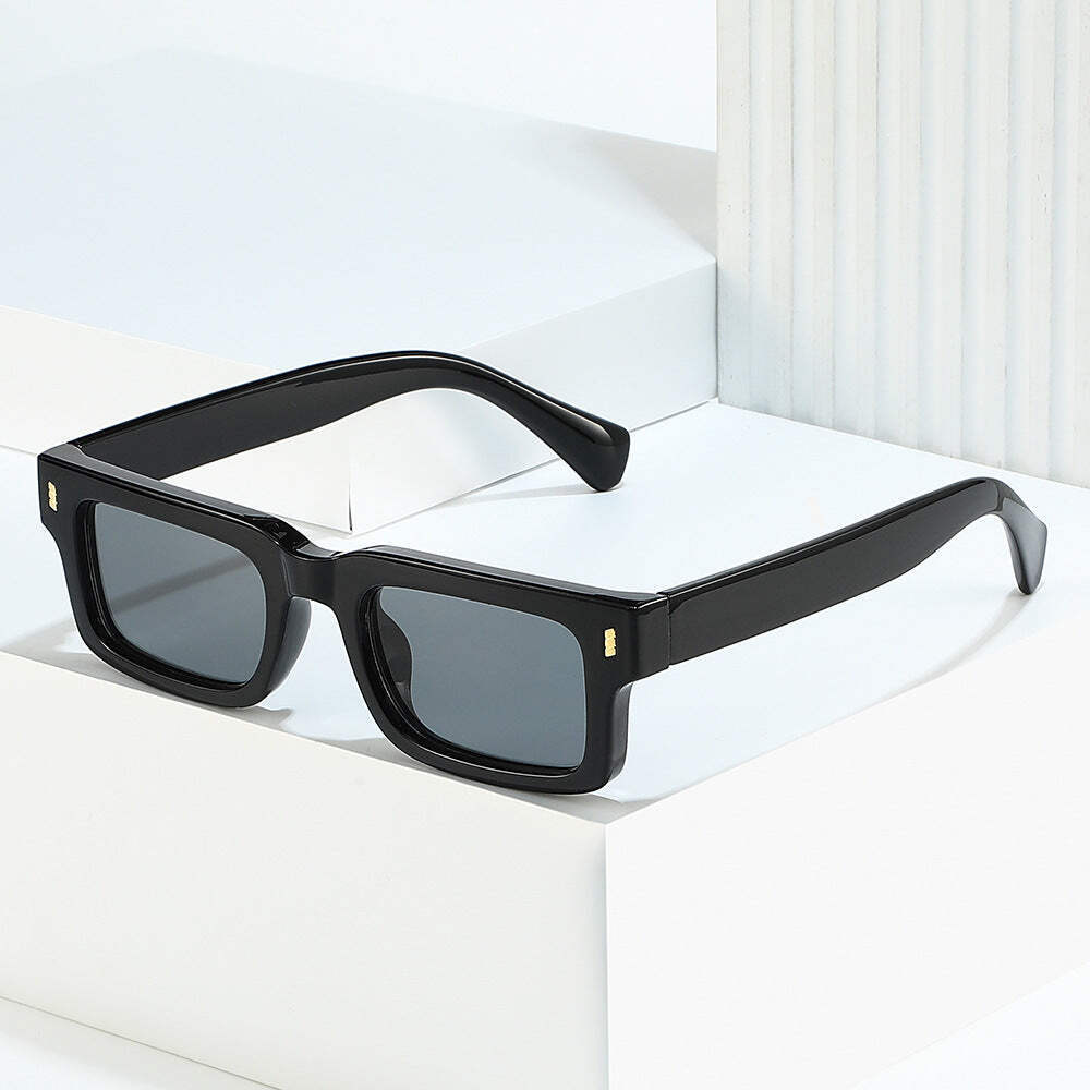 Square Sunglasses for Women Men, Retro Simple Versatile Fashion Driving Sun Prot