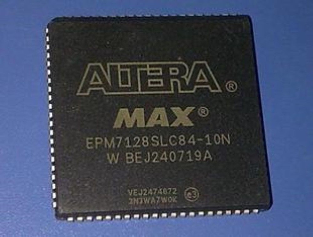 Altera Epm7128Slc84-10N Plcc-84 Ic Max 7000 Cpld 128
