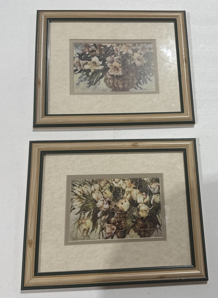 Pair Joyce Kamikura Framed Floral Prints 11x9 VTG Decor Canadian Art Tulips