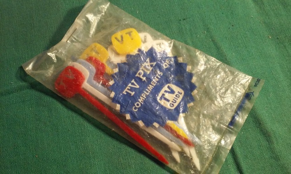 Vintage TV Guide Snack Sandwich Sticks Picks Plastic Sealed Original Package 10