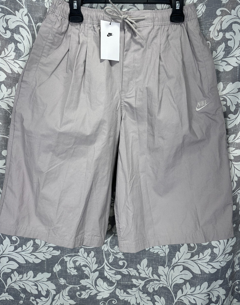 Nike Sportswear Men's Size M College Grey Knee Length Oversized Shorts NWT