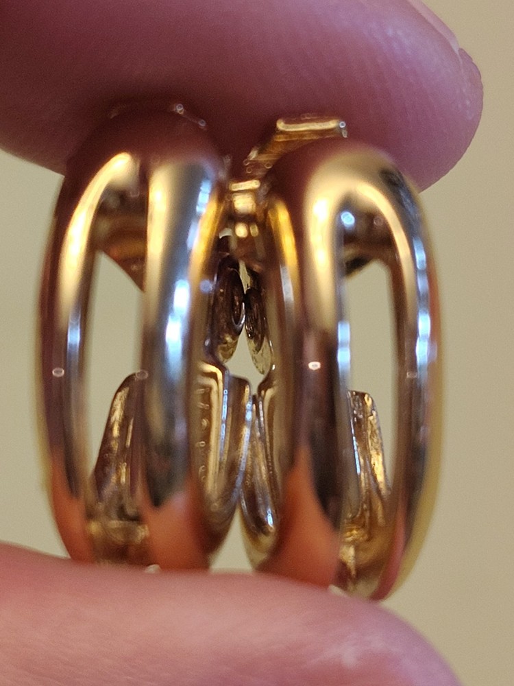 Vintage Gold Tone Clip-on Huggy Earrings
