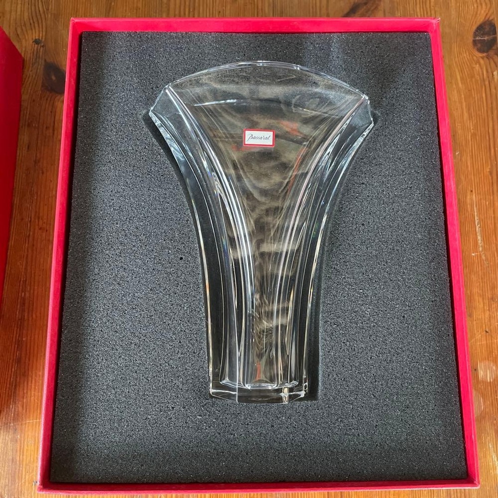 Baccarat Ginkgo Crystal Vase 18cm with Card in Box