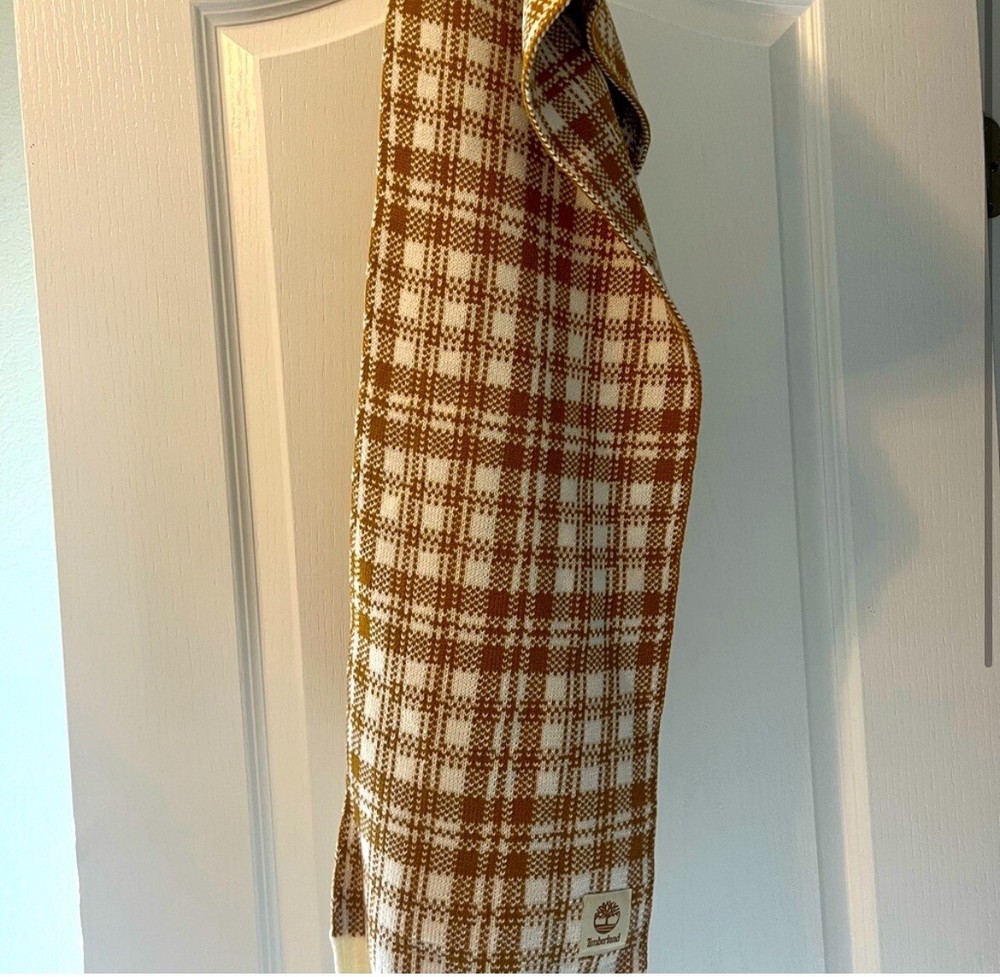 Timberland Women Cold Weather Cozy Wheat White Plaid Scarf One Size O/S Soft Warm Winter Style
