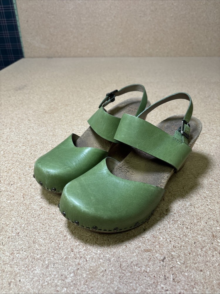 DANSKO Women’s Thea Green Mary Jane Ankle Strap Clogs Sandals EU 40 US 9.5