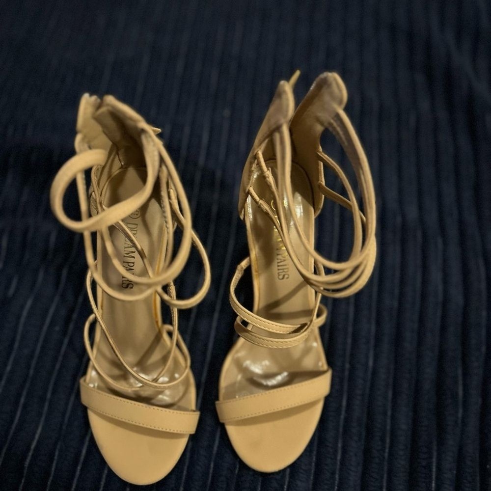 Dream Pairs Nude Strappy 4-Inch High Heel Sandals Size 6.5