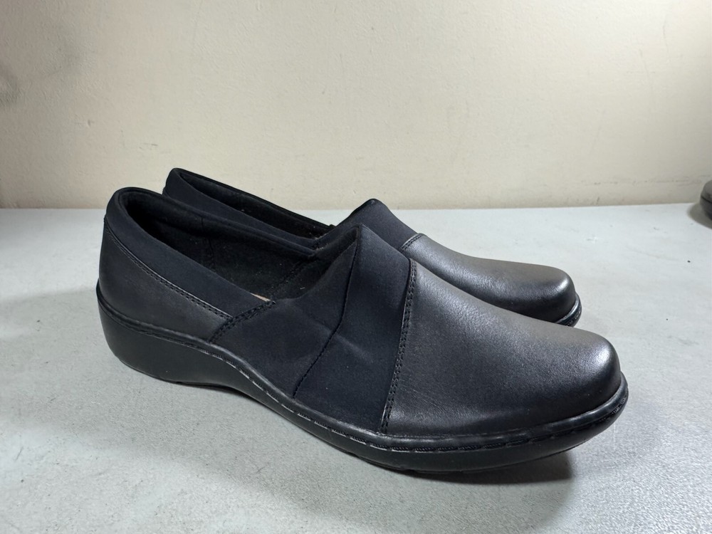 Clarks Black Leather Slip On Clogs Loafers 22545 Women’s Size 7.5 NEW