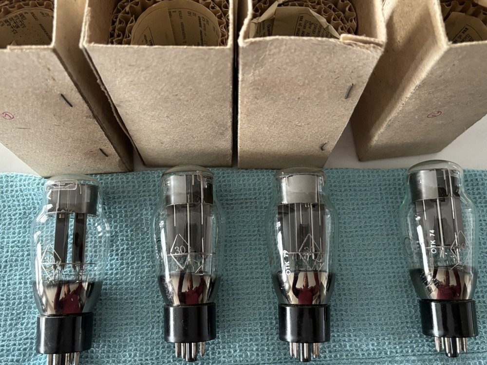4 Vintage Russian Vacuum Tubes 6H13C