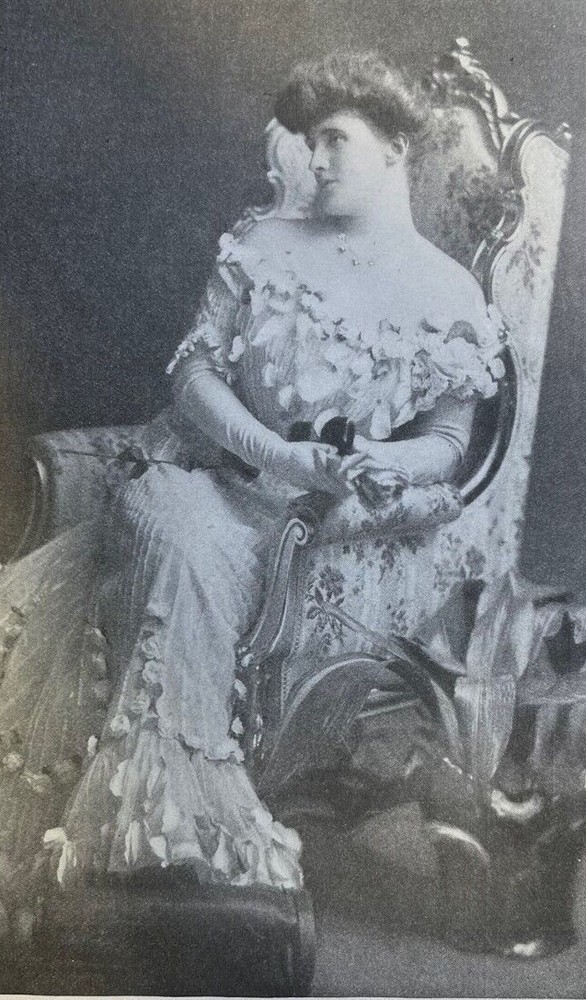 1903 Vintage Magazine Illustration Actress Helen Royton