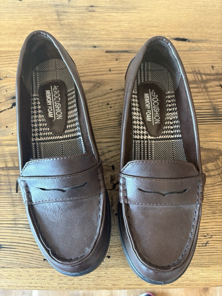 Women's Aerocushion Memory Foam Brown Tan Slip On Loafers Shoes Size 7M
