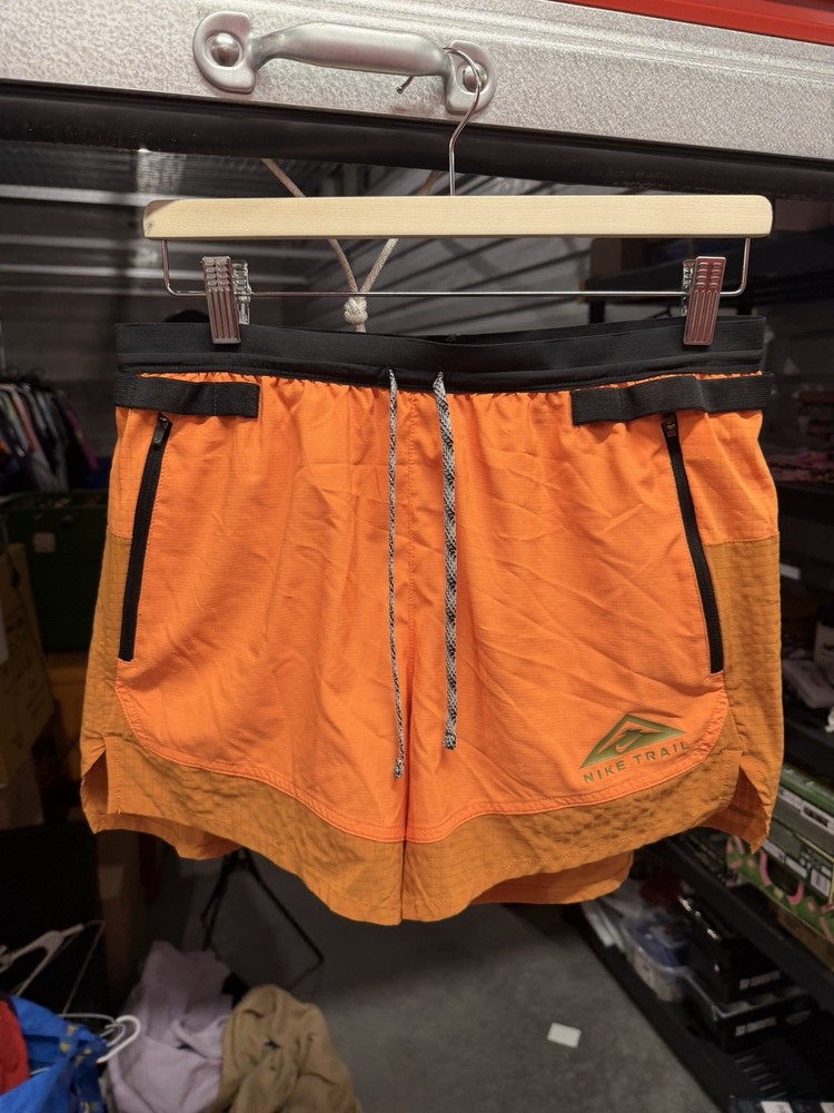 Nike Trail Second Sunrise 5'' Running Shorts Coral Men’s Size Medium