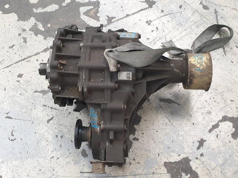 3310241G02 Transfer Case Nissan Pickup D22 TD CREW CAB 1998 371053