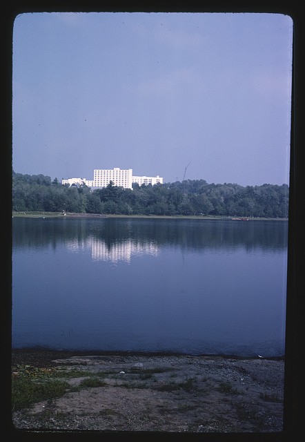 Photo:Kiamesha Lake New York 1960s Concord Hotel Lake View