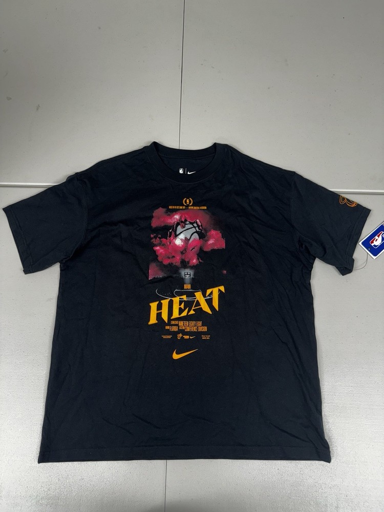 Miami Heat Nike Men's Courtside T-Shirt Black NWT Pick Size $45