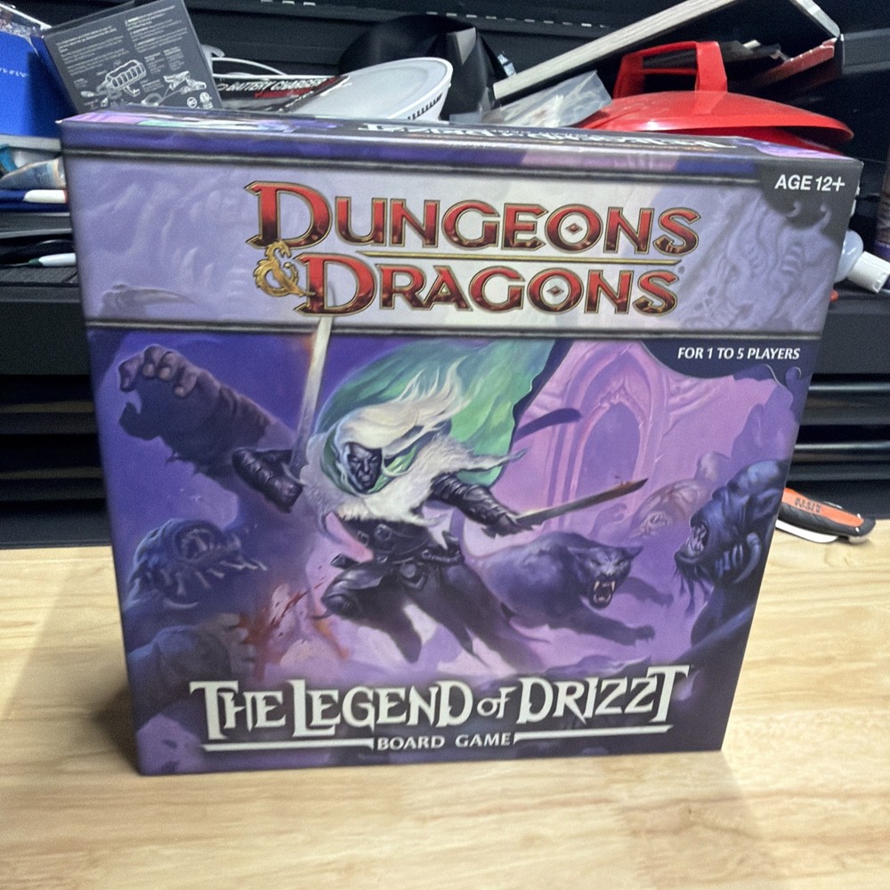 Dungeons & Dragons THE LEGEND OF DRIZZT Board Game -Complete