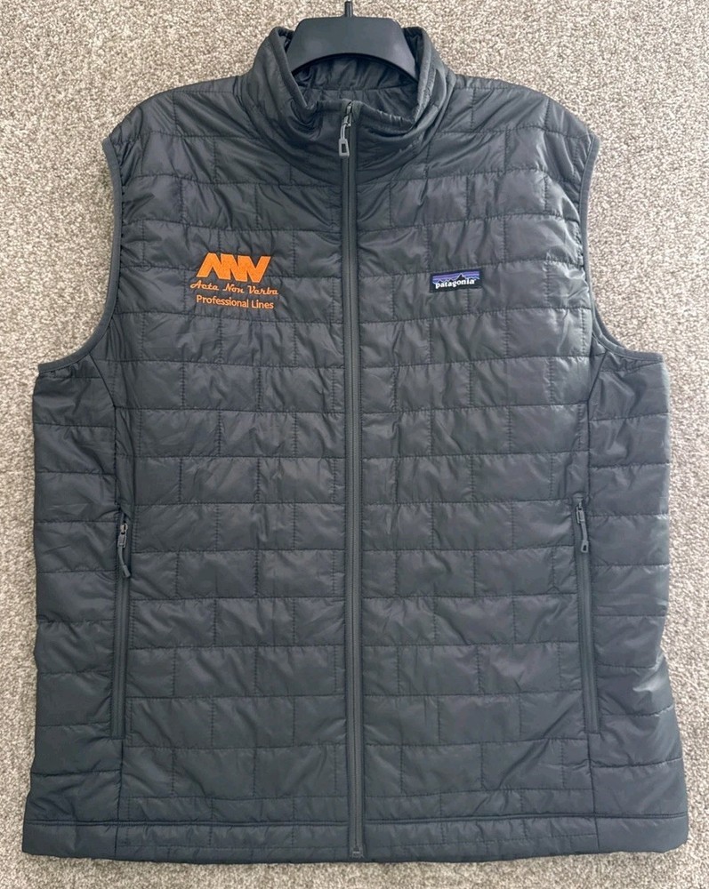 Patagonia Men's Size XL Gray Nano Puff Lightweight Insulated Vest LOGO 84242