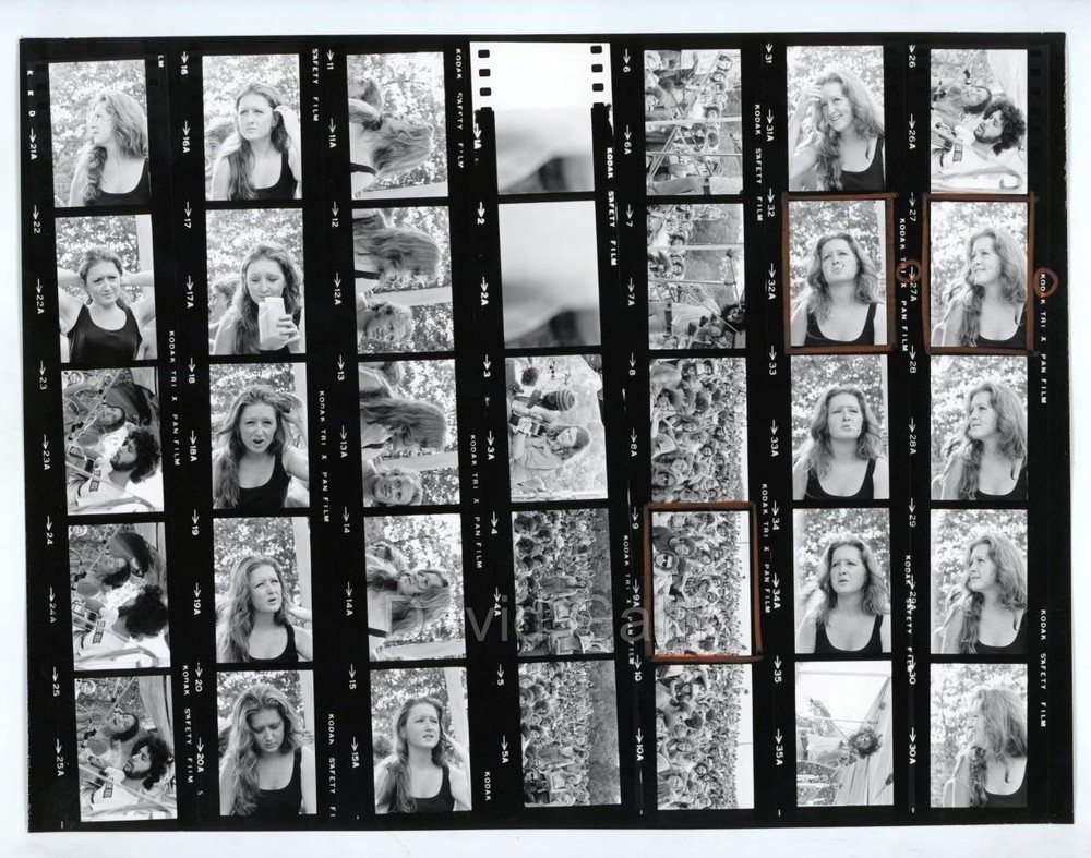 1972 Bonnie Raitt Philadelphia Folk Fest Original Gahr Contact Sheet Photo C688