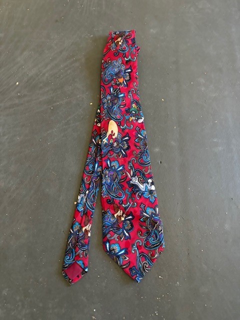 LOONEY TUNES MANIA Neck Tie 100% Silk YOSEMITE SAM ELMER FUDD BUGS BUNNY '90's