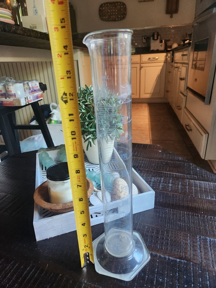 Vintage EXAXX 500ml Tall Glass Graduated Cylinder Beaker for Labs