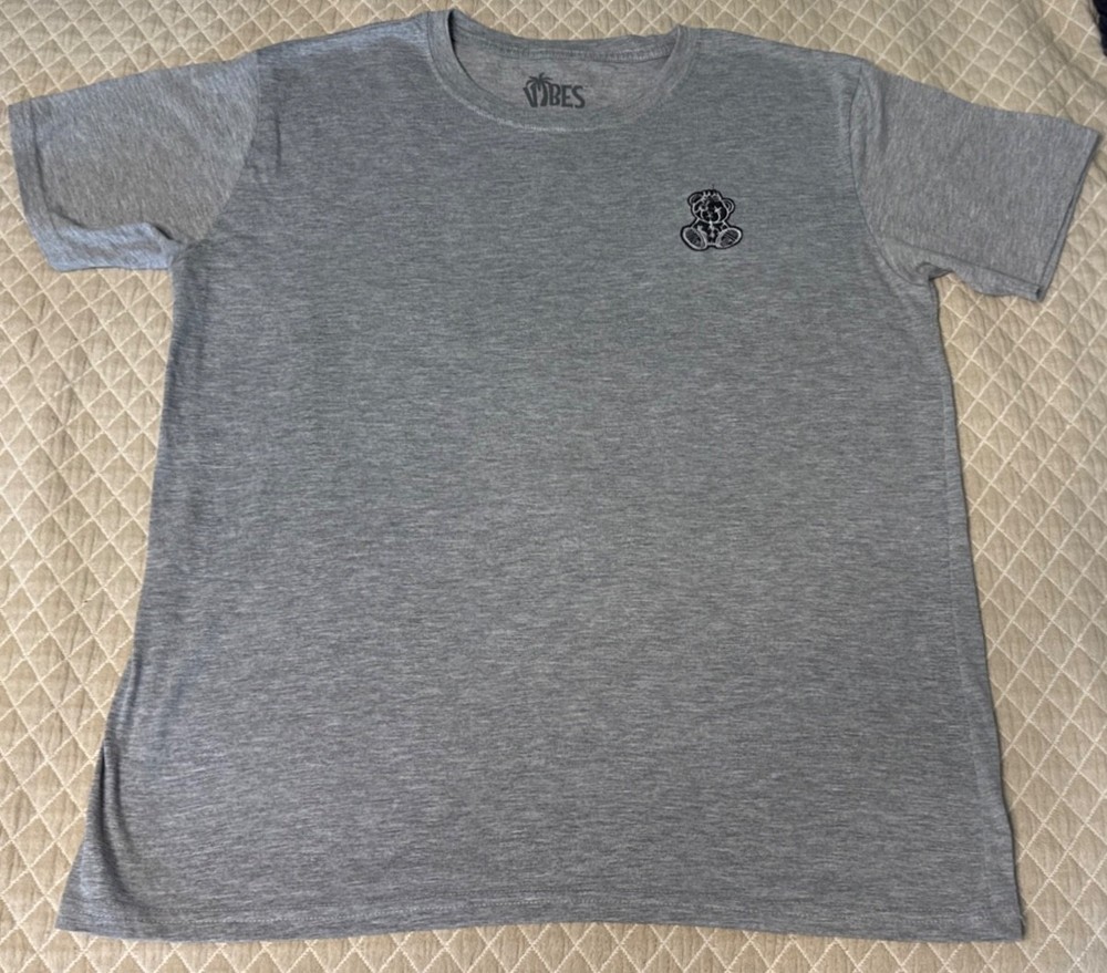 Vibes T-Shirt Men's Embroidered Teddy Bear Short Sleeve Graphic Tee Size L GUC