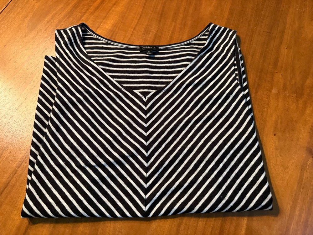TALBOTS Womens XL Top Shirt Blouse Sleeveless BLACK WHITE Striped NICE LOOK Tank