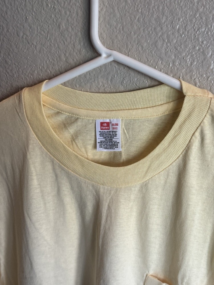 Vintage Hanes New Old Stock Men’s Pocket T Shirt 2XL NOS Single Stitch Yellow