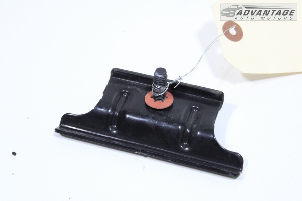 2020-2023 HYUNDAI PALISADE RIGHT BATTERY HOLD DOWN CLAMP BRACKET SUPPORT OEM