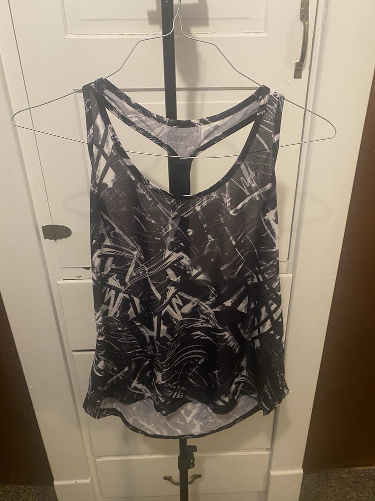 Women’s Old Navy Active Go-Dry Tank Top Size Medium Black