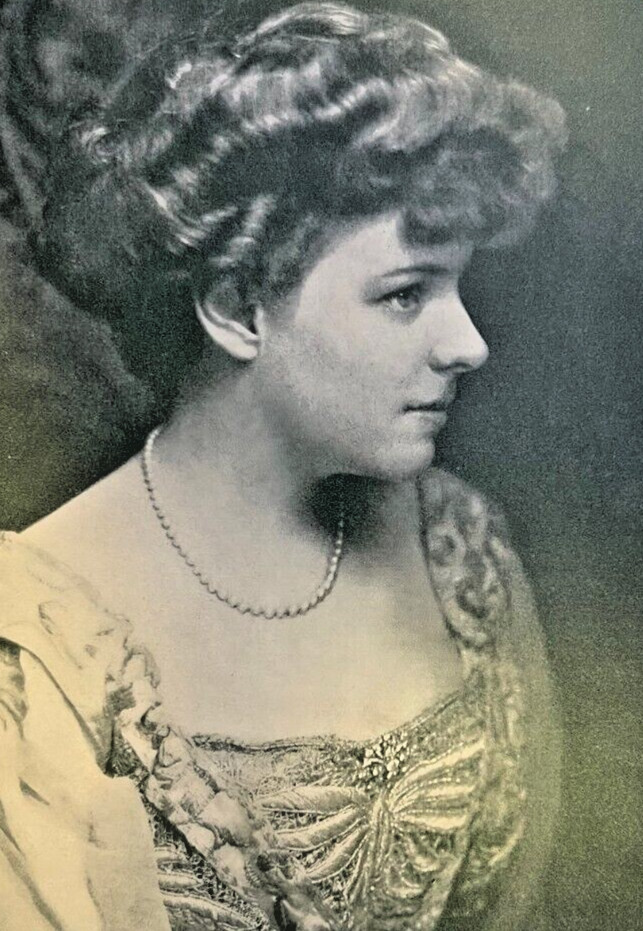 1909 Vintage Magazine Illustration Actress Mrs. Irvin Chapman