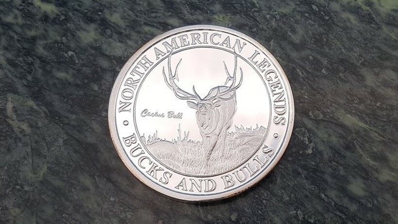 Bucks and Bulls Cactus Bull Elk NAHC Big Game Silver Plate Collector Coin